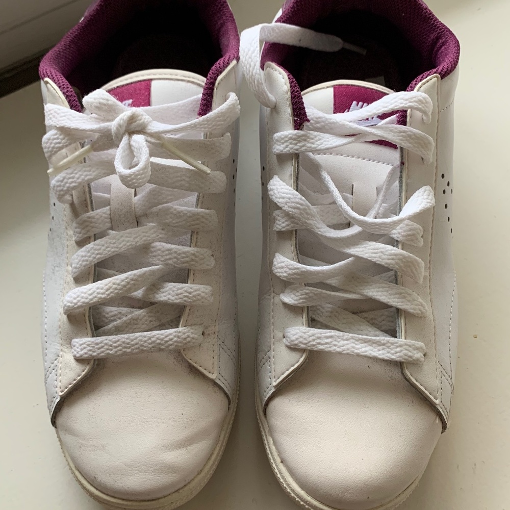 Nike shoes women